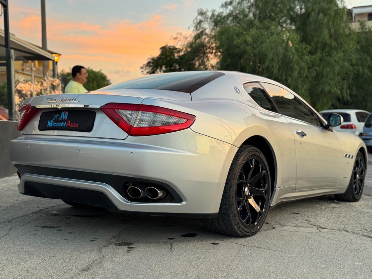 MASERATI GRANTURISMO 4.2 V8 405 CV FULL IVA ESPOSTA