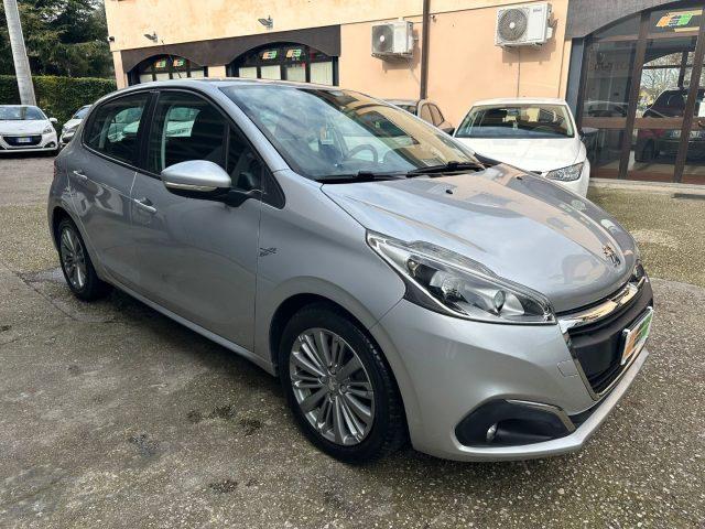 PEUGEOT 208 1.2 GPL PureTech 82 5p. Allure