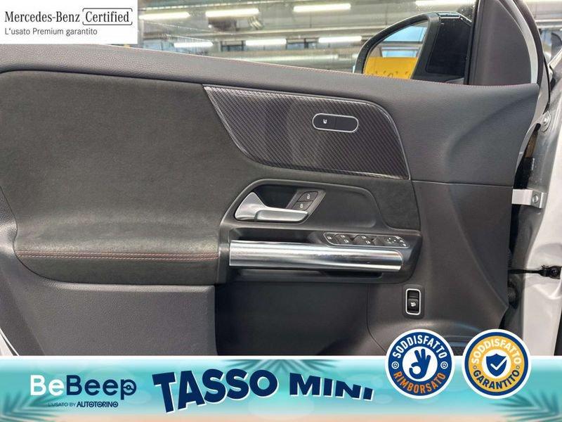 Mercedes-Benz GLA 200 D PREMIUM AUTO