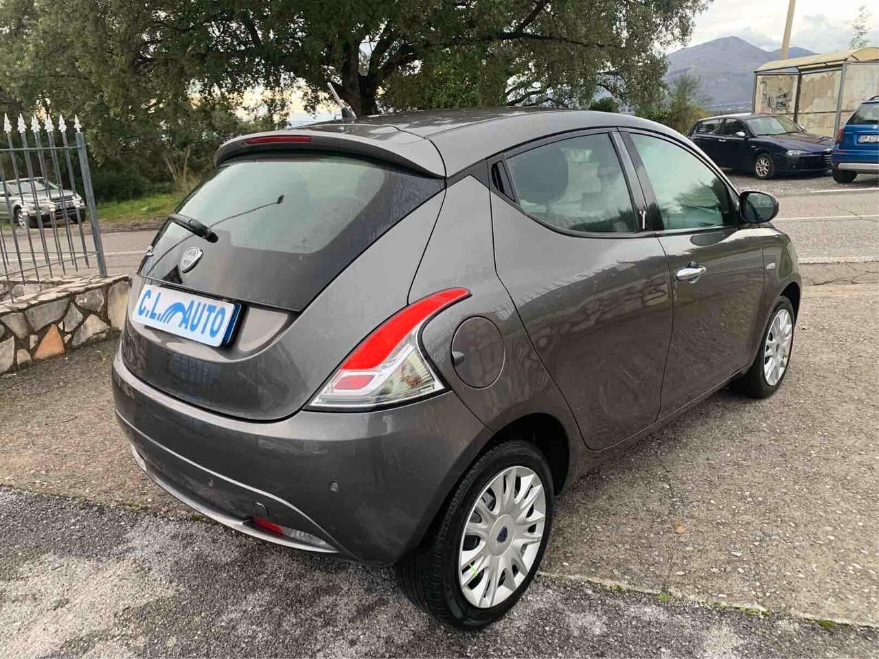 Lancia Ypsilon 1.3 MJT 95 CV