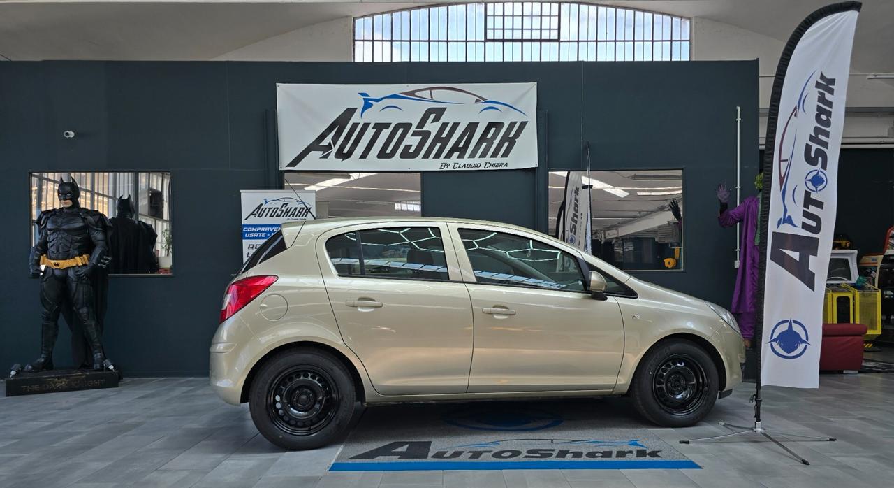OPEL CORSA 1.2 BENZINA 80CV XNEOPATENTATI
