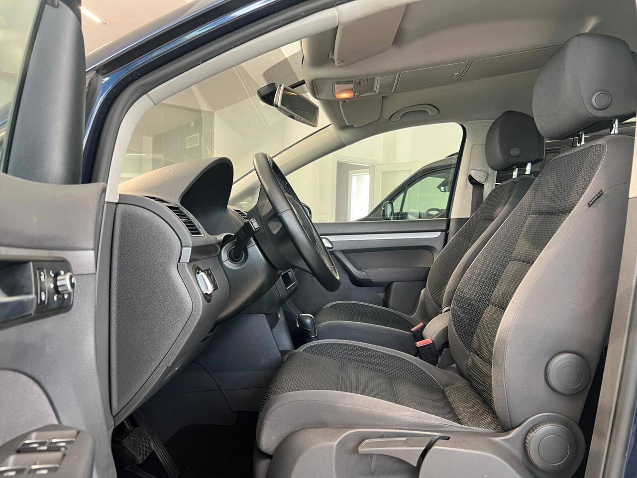 Volkswagen Touran 1.6 TDI DSG Comfortline