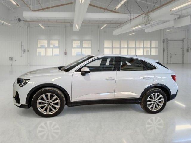 AUDI Q3 SPB 35 TDI Business Plus