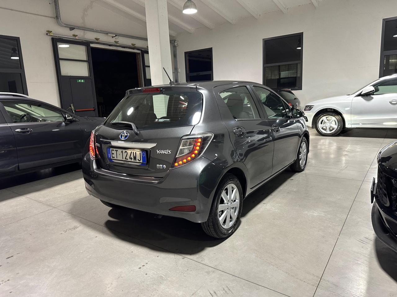 Toyota Yaris 1.5 Hybrid 5 porte Lounge Più