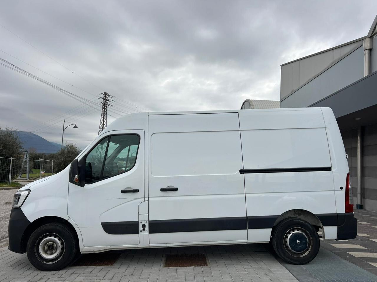 Renault Master T35 2.3 ENERGY DCI 150CV L2H2 (001)