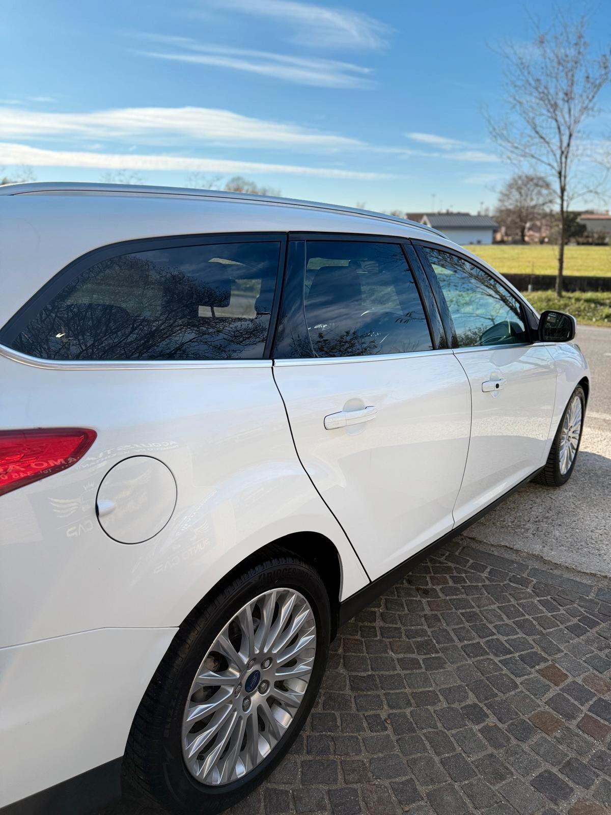 Ford Focus 2.0 TDCi 115 CV Powershift SW Titanium