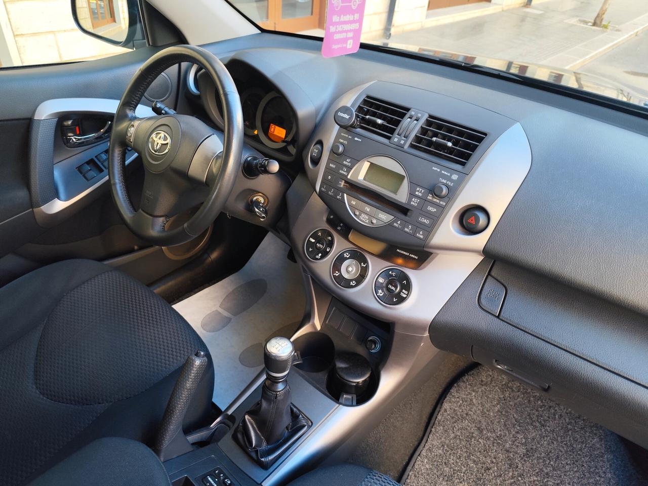 Toyota RAV 4 RAV4 2.2 D-4D 136CV 4WD DIESEL