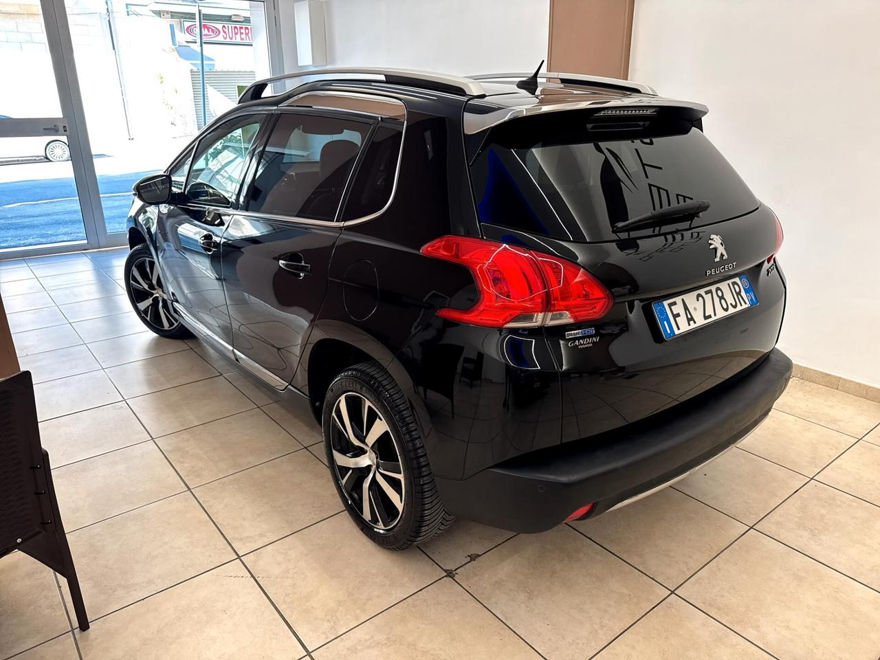 Peugeot 2008 BlueHDi 120 S&S Allure