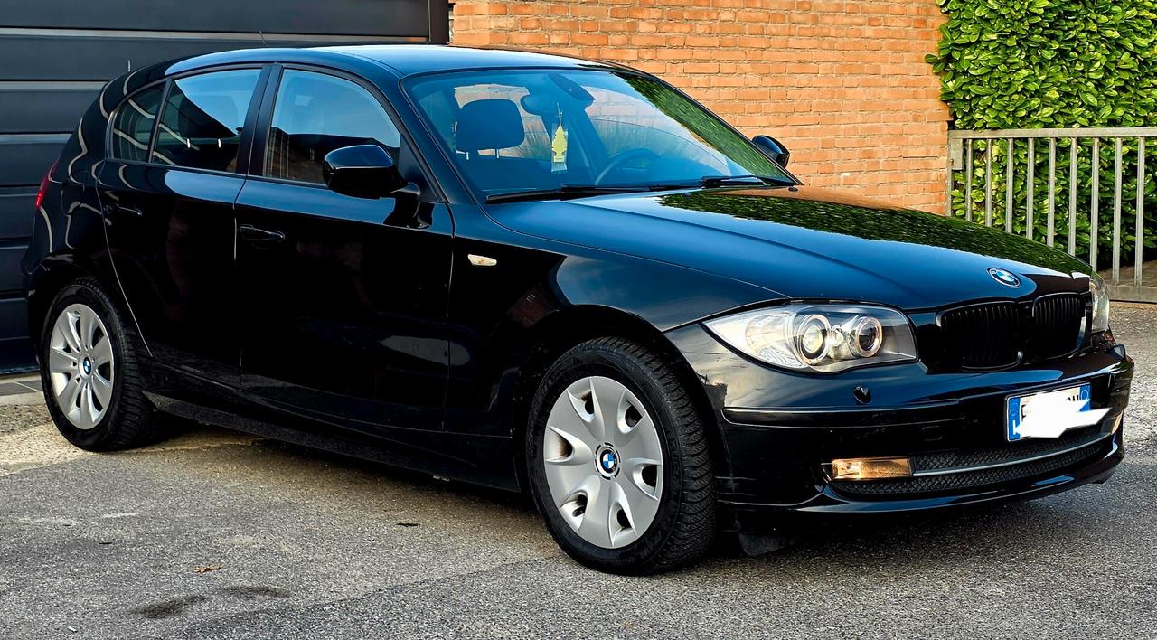 Bmw 118 118d cat 5 porte Futura neopatentati euro5B