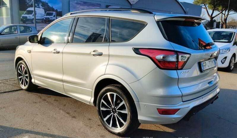 Ford Kuga 1.5 TDCI 120 CV S&S 2WD ST-Line