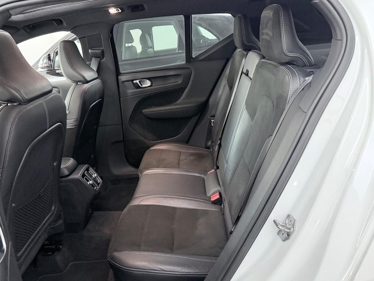 Volvo XC40 D4 AWD Geartronic R-design