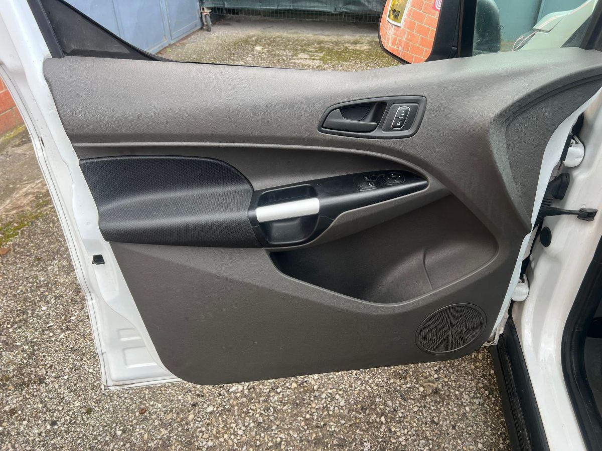 FORD Transit Connect 210 1.5 ecoblue(tdci) 100cv Trend L2H1 E6.2 210 1.5 ecoblue(tdci) 100cv Trend L2H1 E6.2