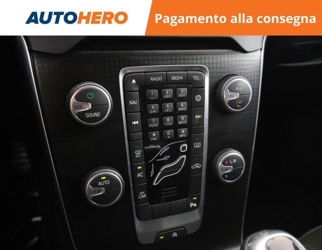 VOLVO V40 D3 R-design Kinetic