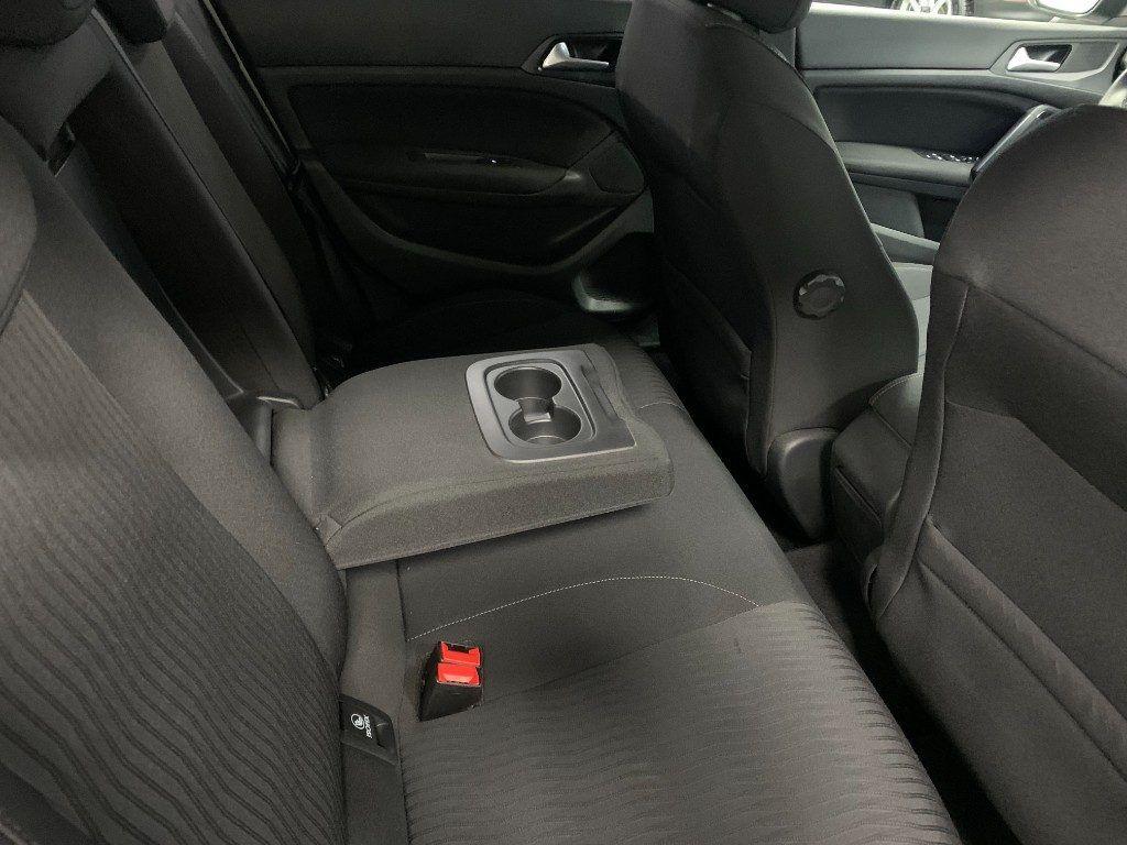 Peugeot 308 5 Porte 1.6 Diesel Automatico EAT6 Business