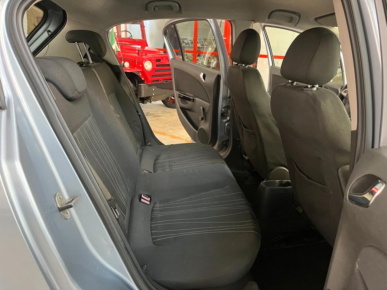 Opel Corsa 1.2 80CV 5 porte GPL!!! PER NEO-PATENTATI!!!