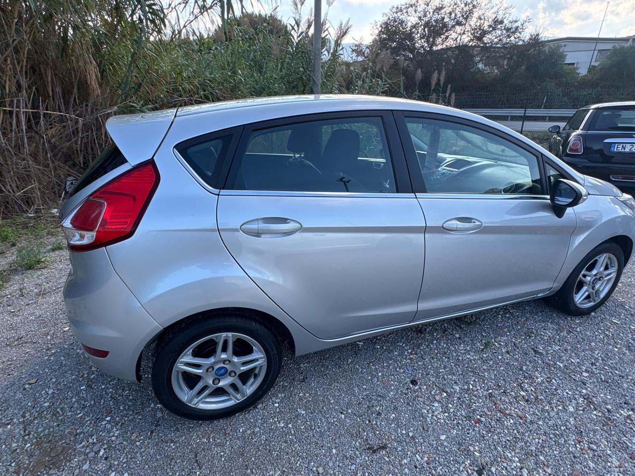 Ford Fiesta 1.5 TDCi 75CV 3 porte Titanium