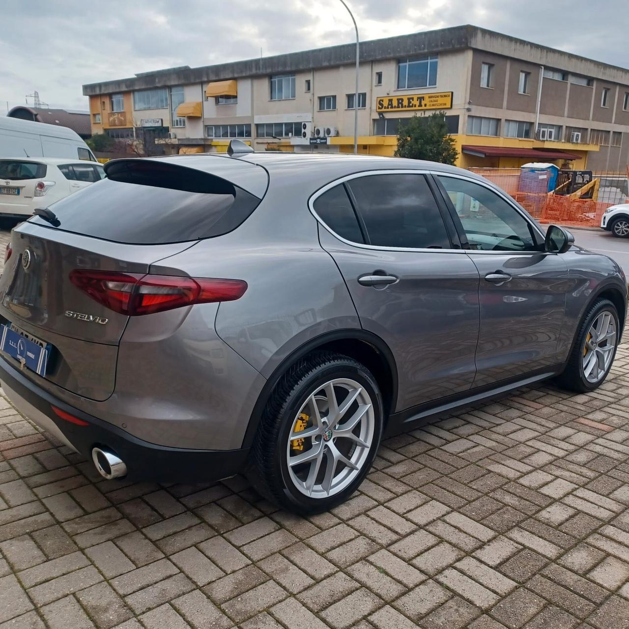 104.880 KM STELVIO 2.1 TDI AUTOM PARI AL NUOVO