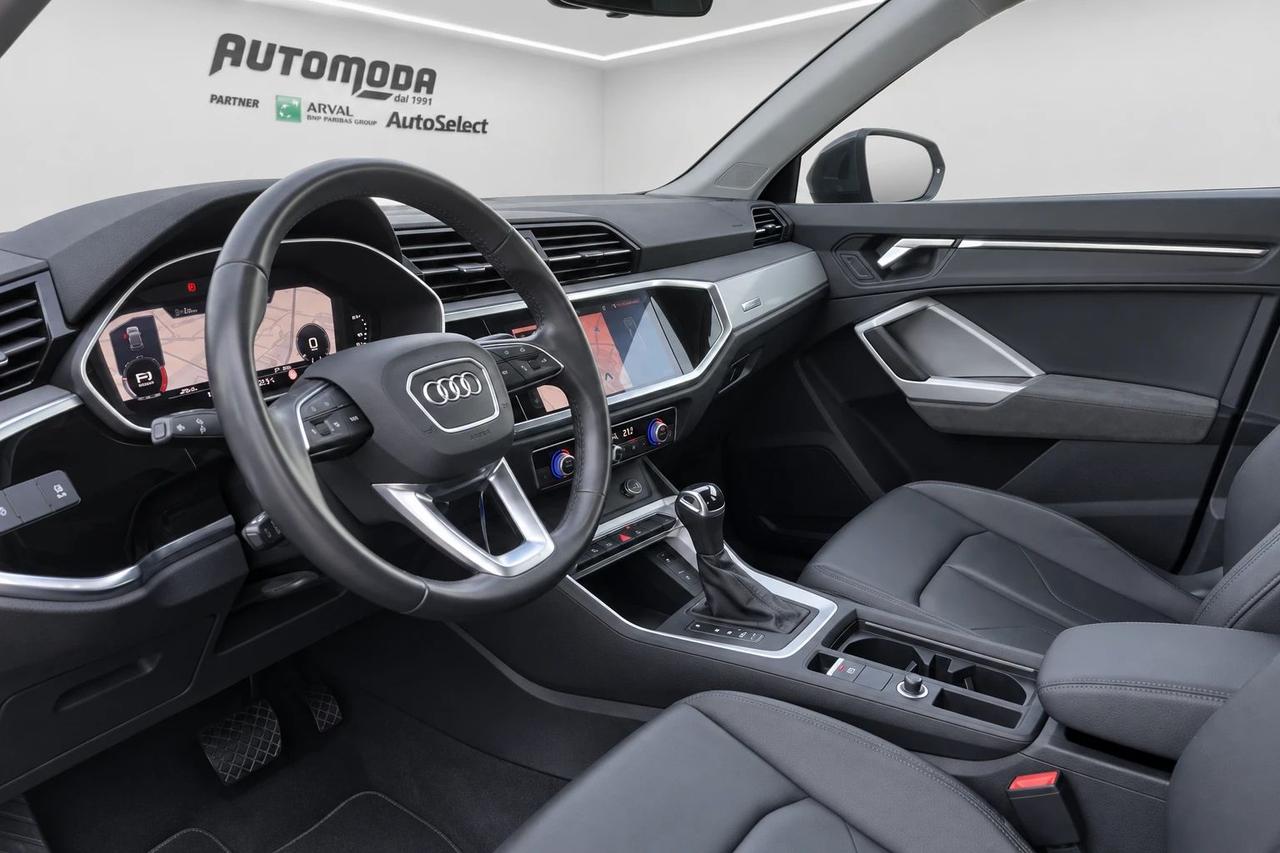 Audi Q3 35 2.0 tdi Business s-tronic