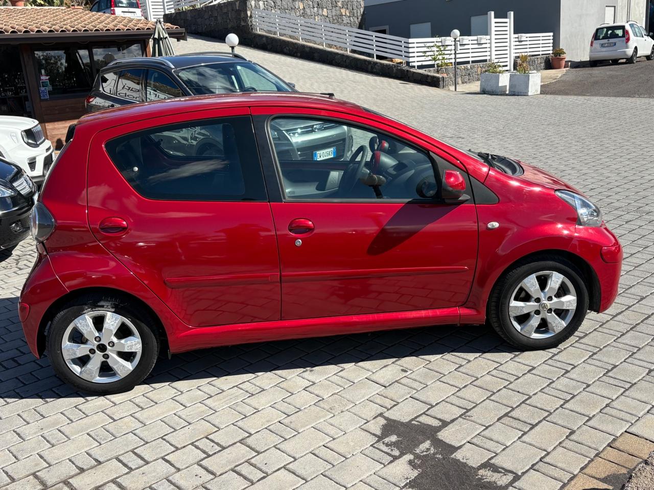 Toyota Aygo 1.0 12V VVT-i 5 porte Sol Connect