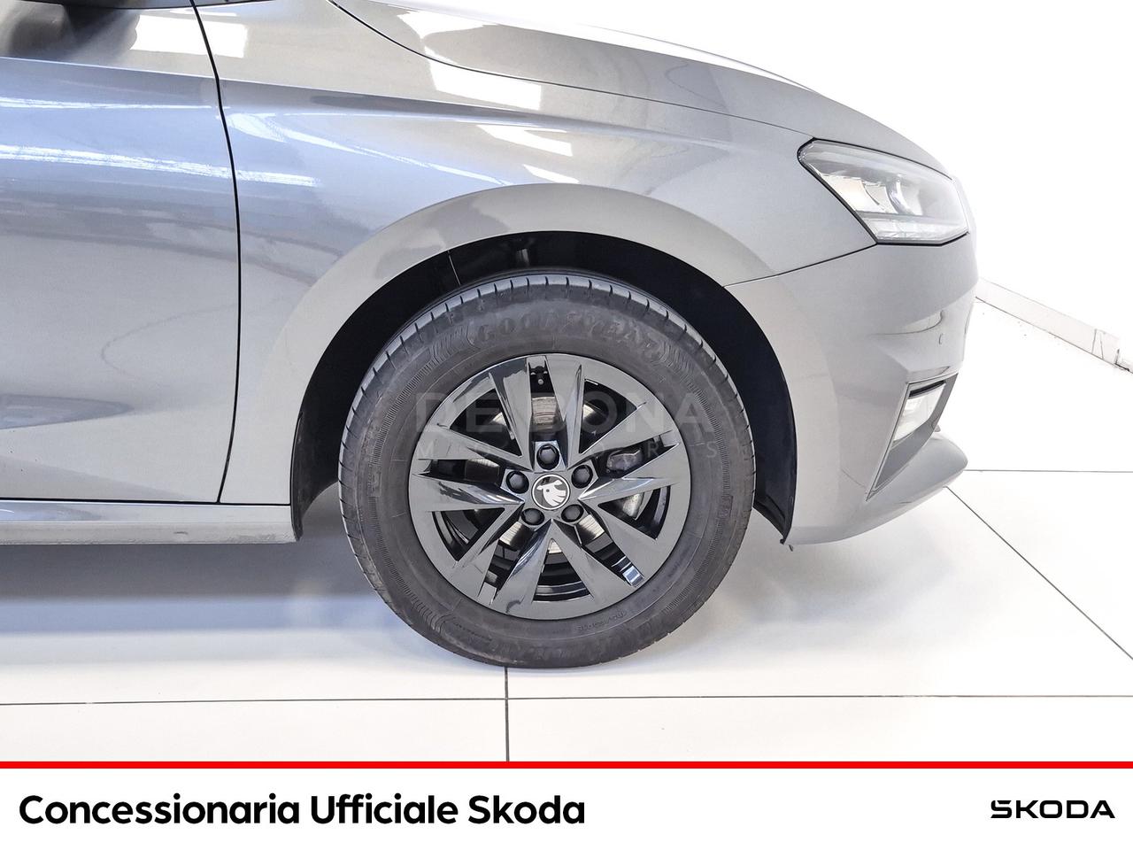 Skoda Fabia 1.0 tsi evo young edition 95cv