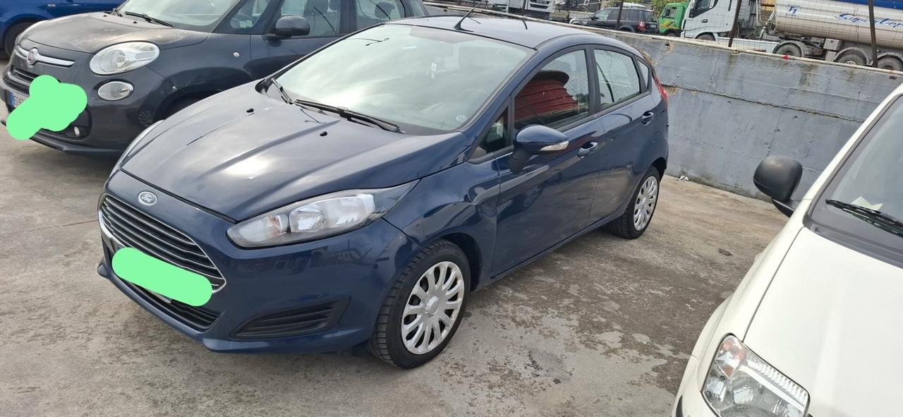 2016 GPL Ford Fiesta 1.4 5 porte Bz.- GPL Black & White Edition