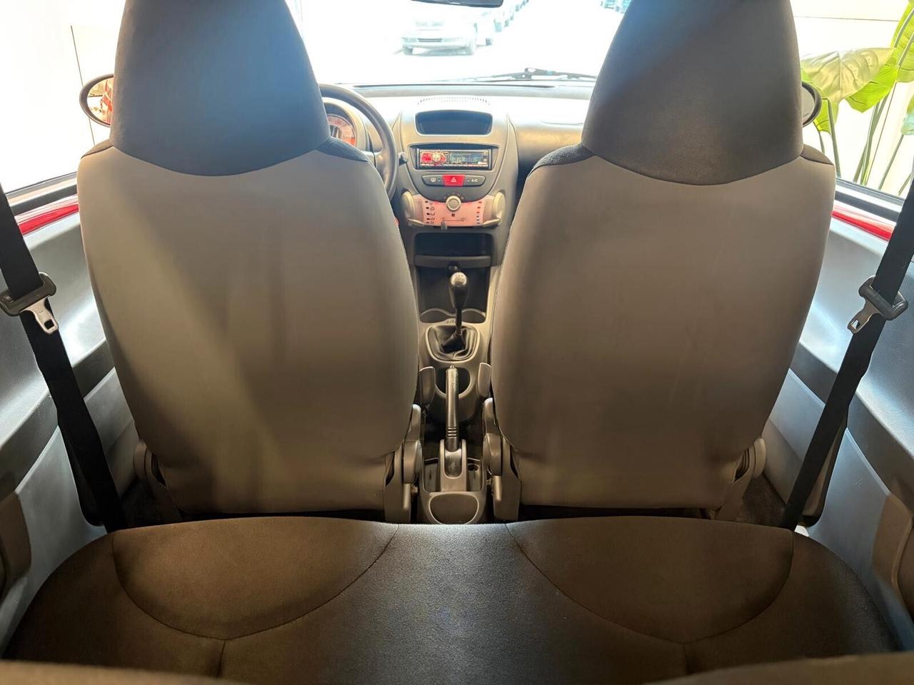 Toyota Aygo 1.0 Now 68Cv 12 MESI DI GARANZIA