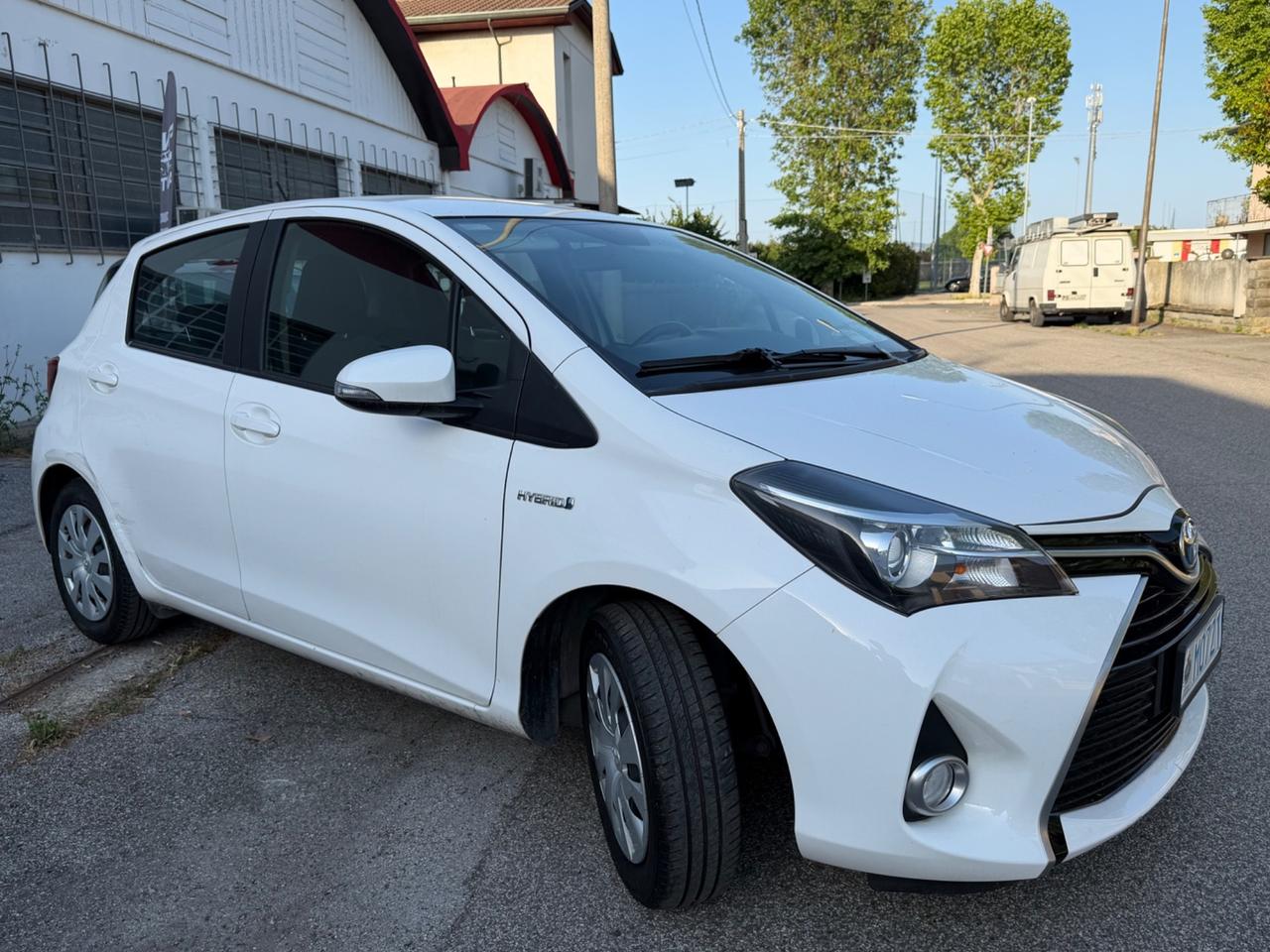 Toyota Yaris 1.5 Hybrid AUTOM.-BASSI CONSUMI- NEOP.
