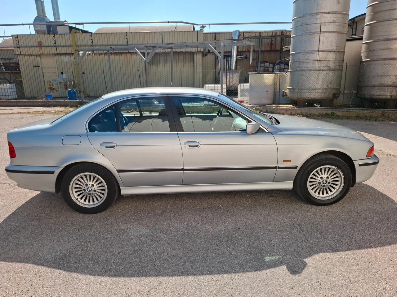Bmw 520i 24V e39