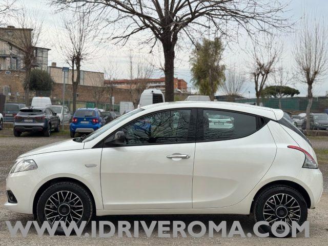 LANCIA Ypsilon 1.2 69 CV 5 porte "GOLD" +gpl