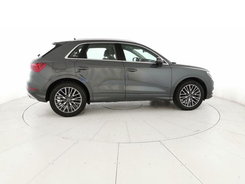 Audi Q3 35 1.5 tfsi Business Advanced s-tronic