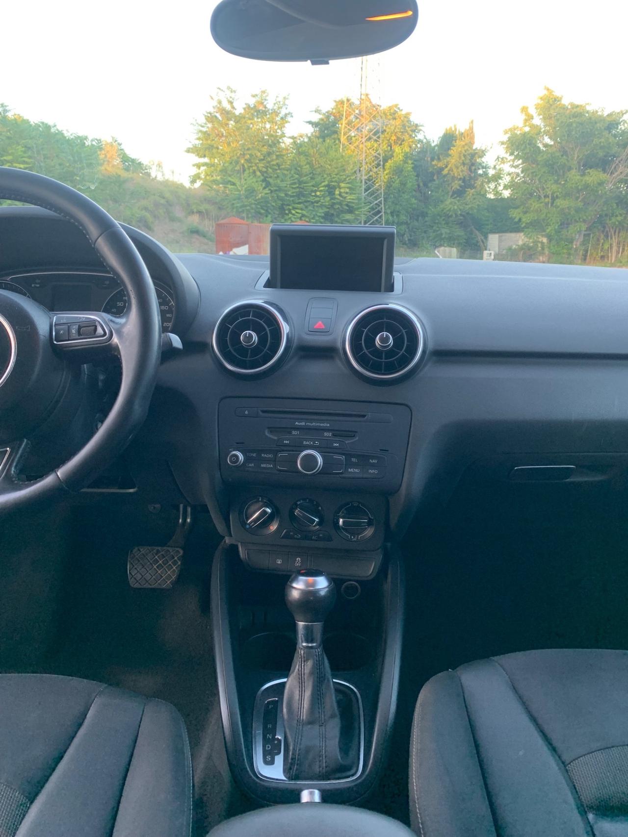 Audi A1 SPB 1.6 TDI S tronic line edition