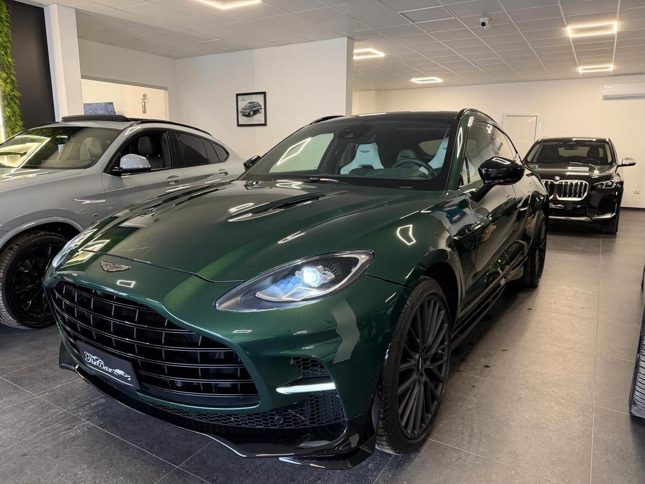 ASTON MARTIN DBX707 4.0 V8 707CV TETTO PELLE NAVI CAM360° ANNO 2024