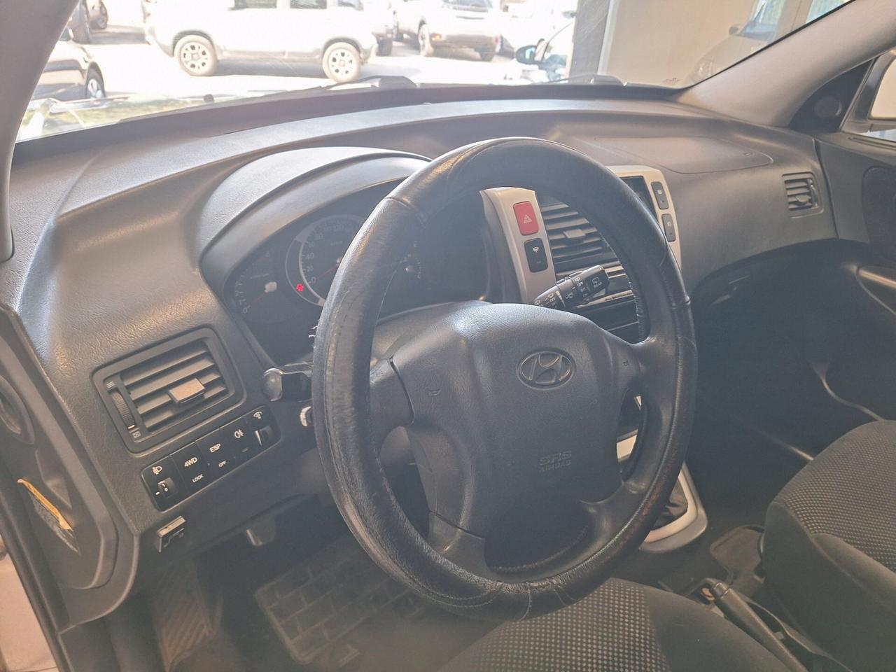 Hyundai Tucson 2.0 CVVT 16V Active + GPL