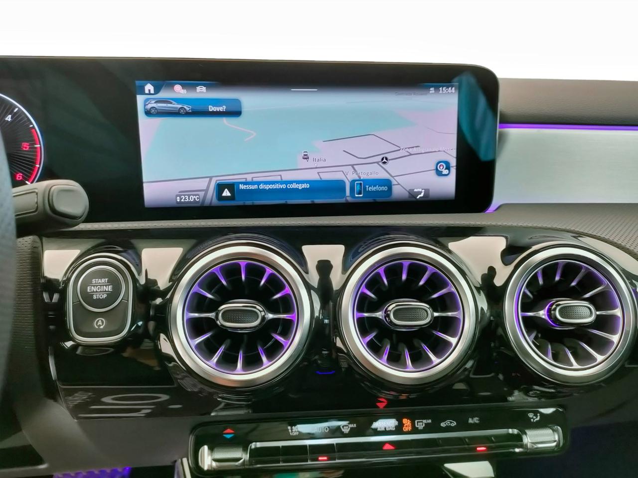 Mercedes-Benz Classe A - W177 2023 - A 180 d AMG Line Advanced Plus auto