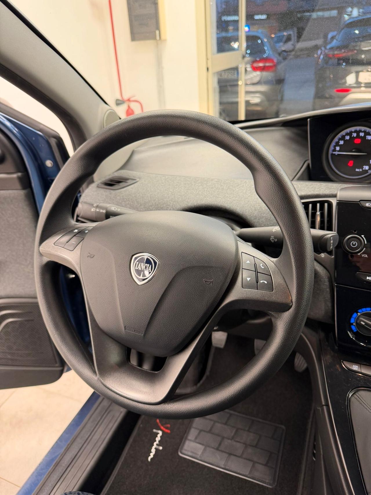 LANCIA YPSILON 1.0 HYBRID FIREFLY 70 CV 2022