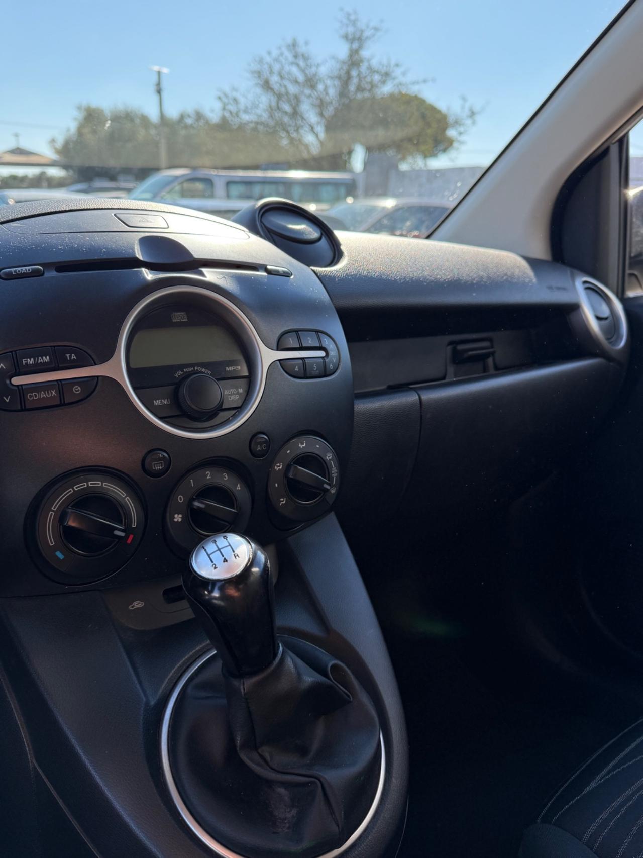 Mazda2 1.6 TD 90CV 5p. Sport Gen.