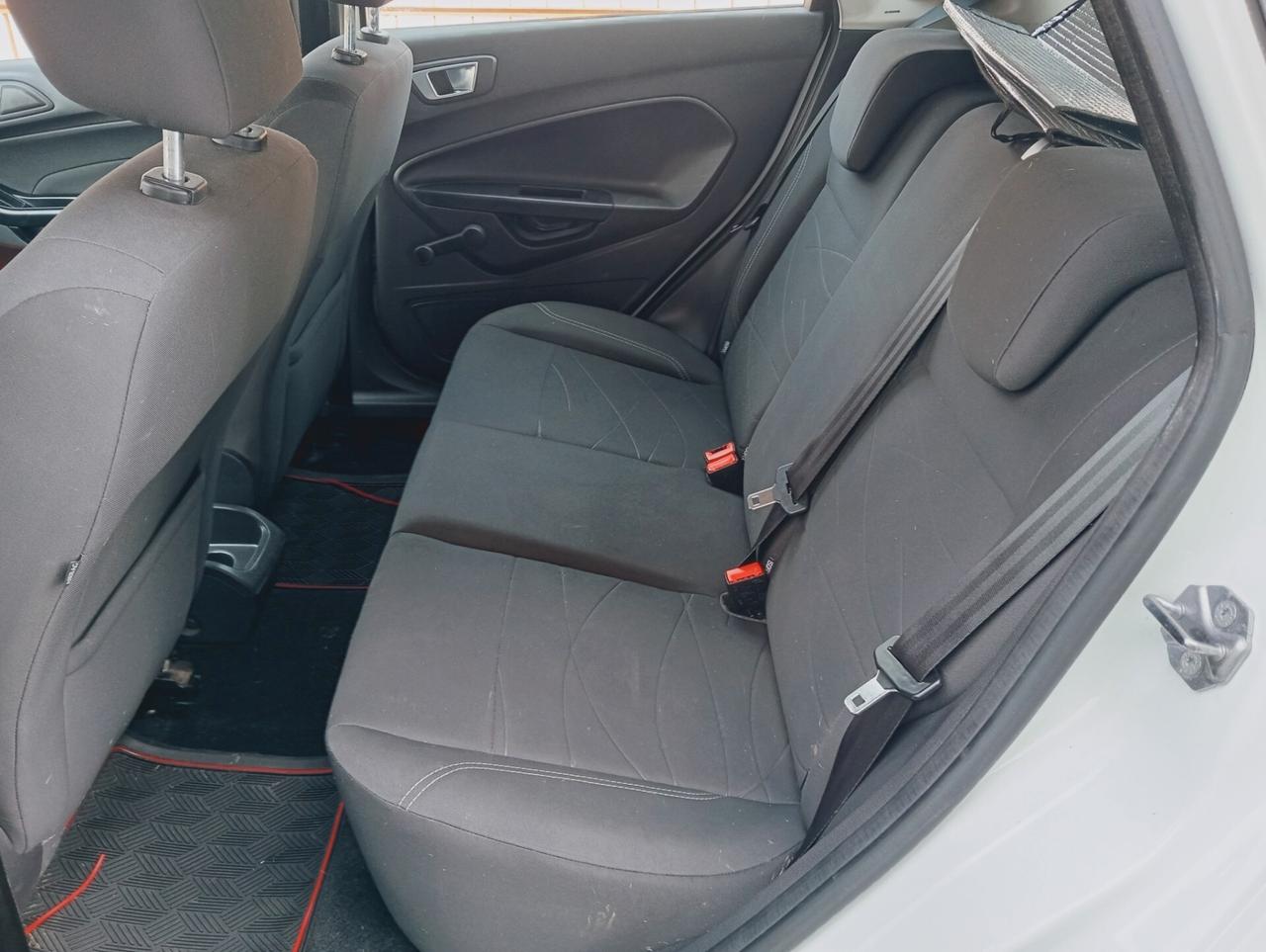 Ford Fiesta 1.4 5p. Bz.- GPL Titanium