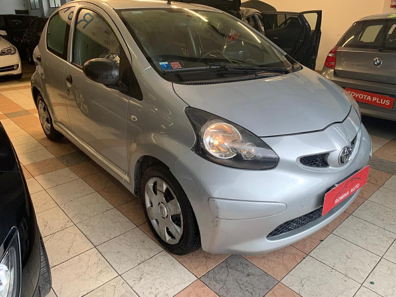 Toyota Aygo 1.0 12V VVT-i 5 porte