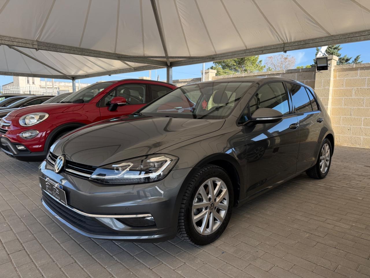 Volkswagen Golf 1.6 TDI 115 CV DSG COCKPIT