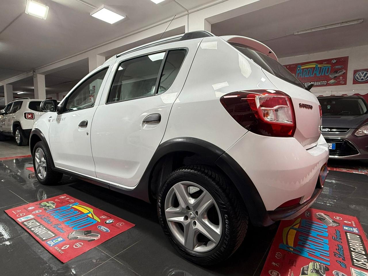 Dacia Sandero Stepway 0.9 90cv Prestige - 2015