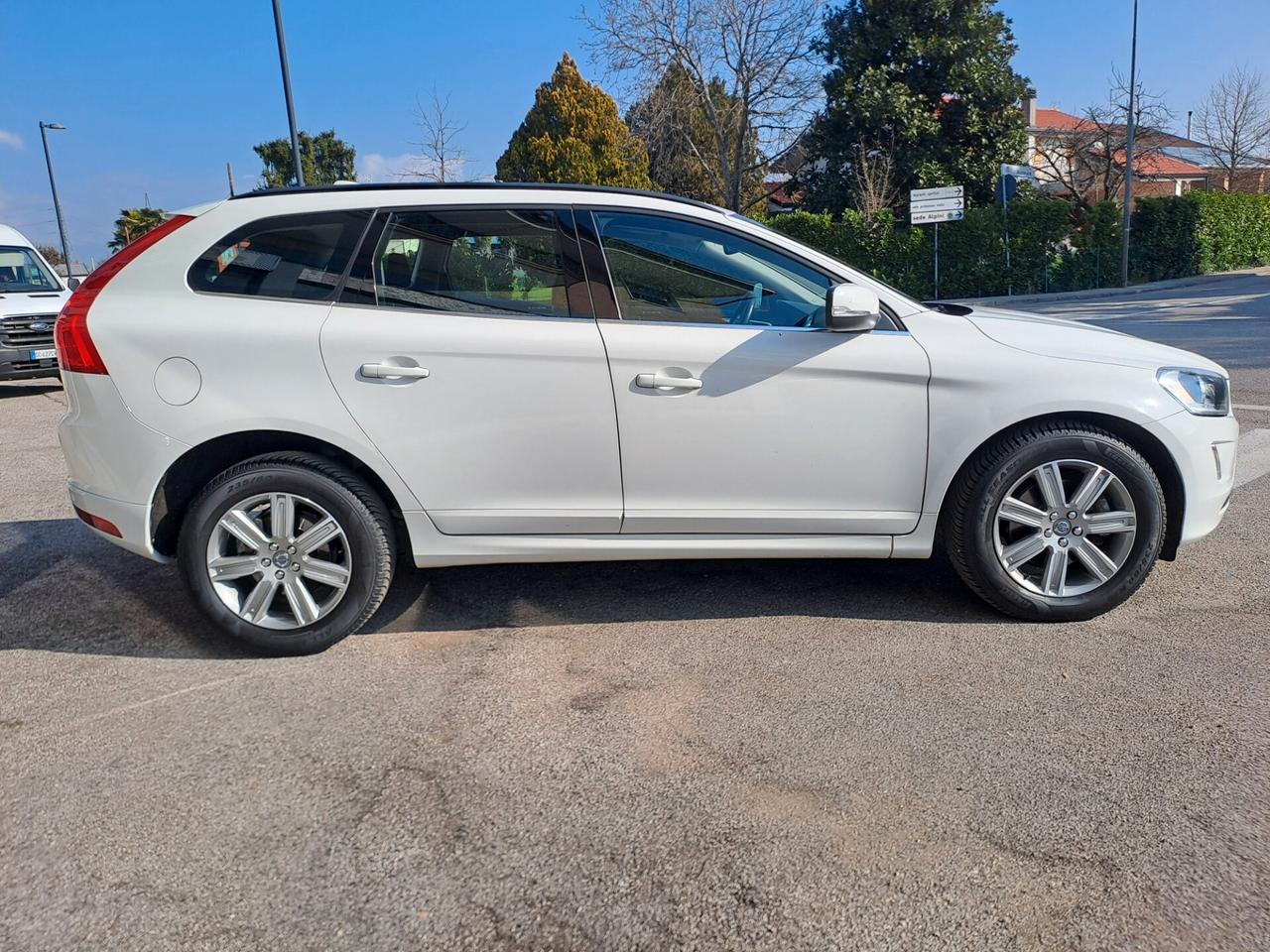 Volvo XC 60 XC60 D3 Geartronic Kinetic