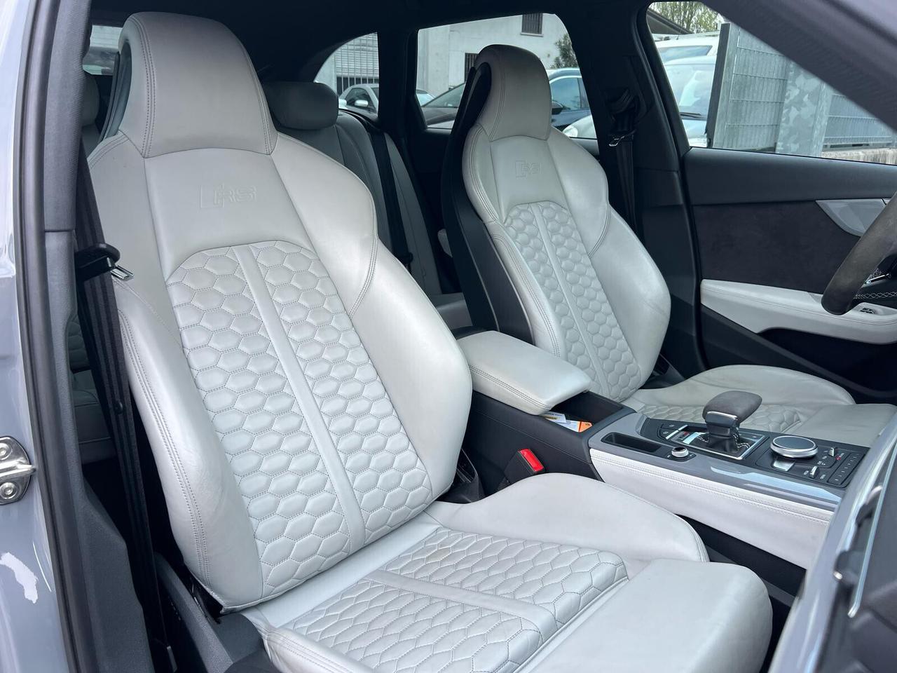 Audi A4 RS4 Avant 3.0 TFSI quattro RS 450CAVALLI