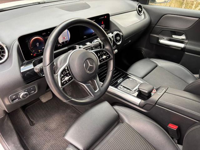 MERCEDES-BENZ GLA 200 Automatic SPORT