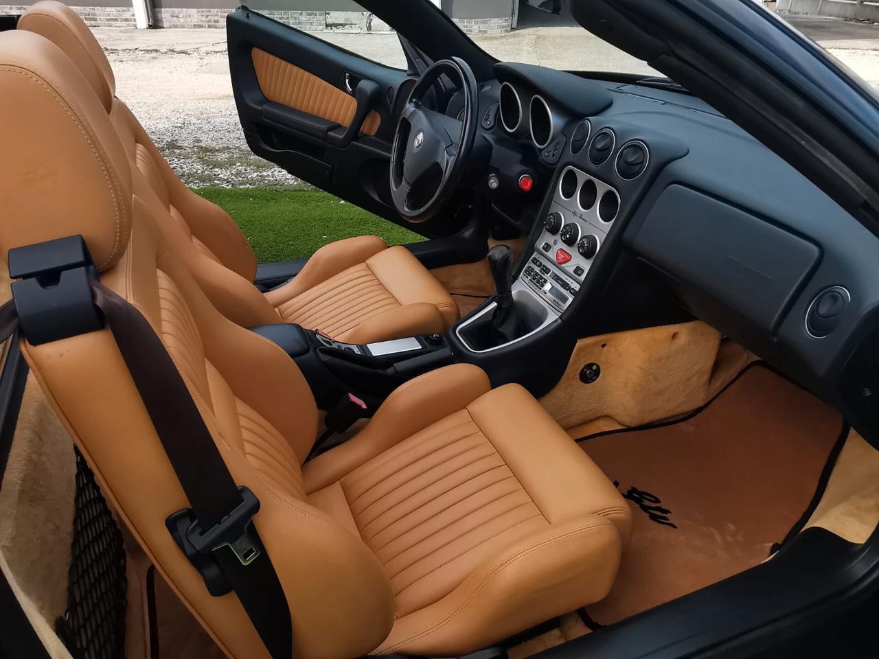 Alfa Romeo GTV Spider 2.0i 16V Twin Spark cat L