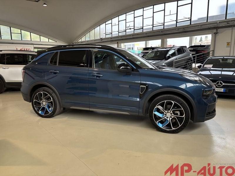 Lynk & Co 01 01 PHEV