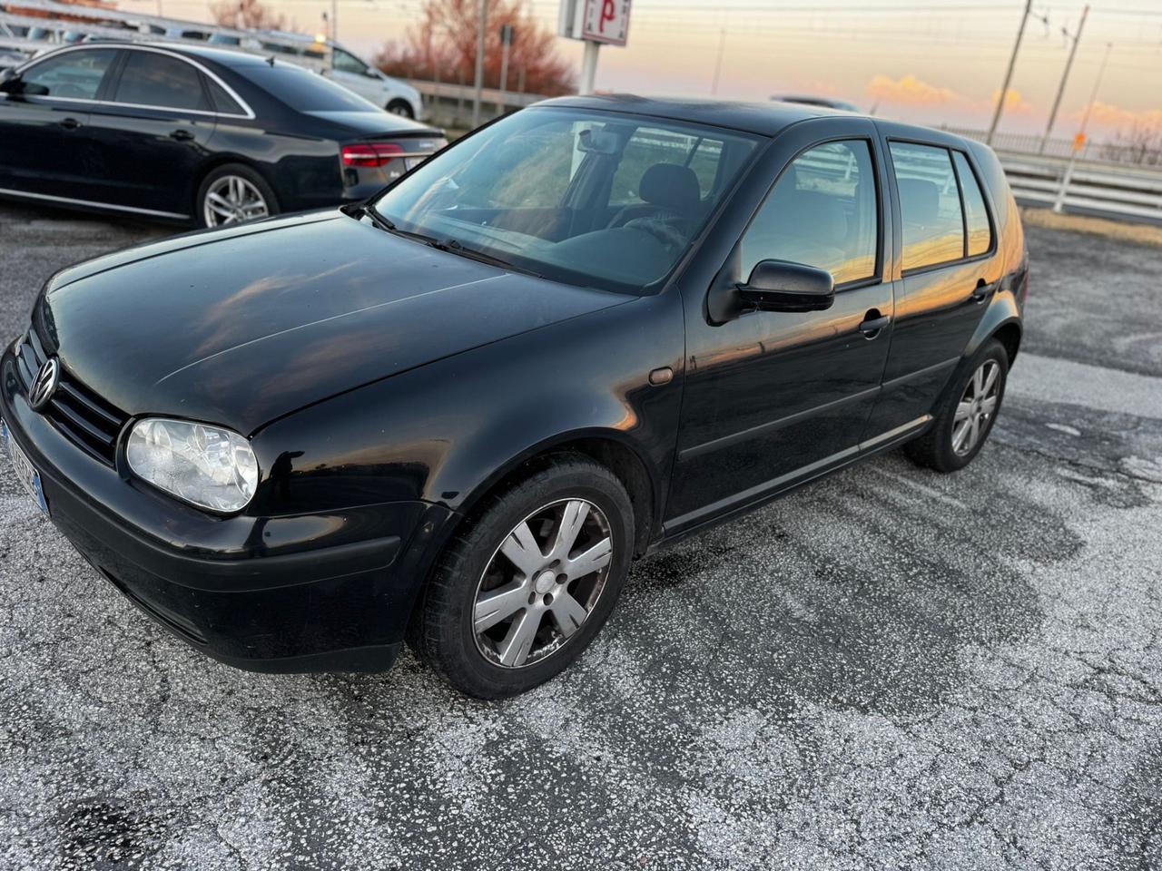 Volkswagen Golf 1.9 TDI/101 CV cat 3p. Time