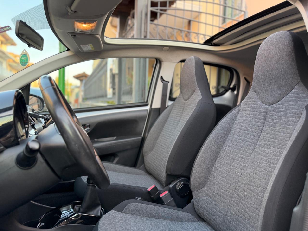 Citroen C1 PureTech 82 5 porte Shine