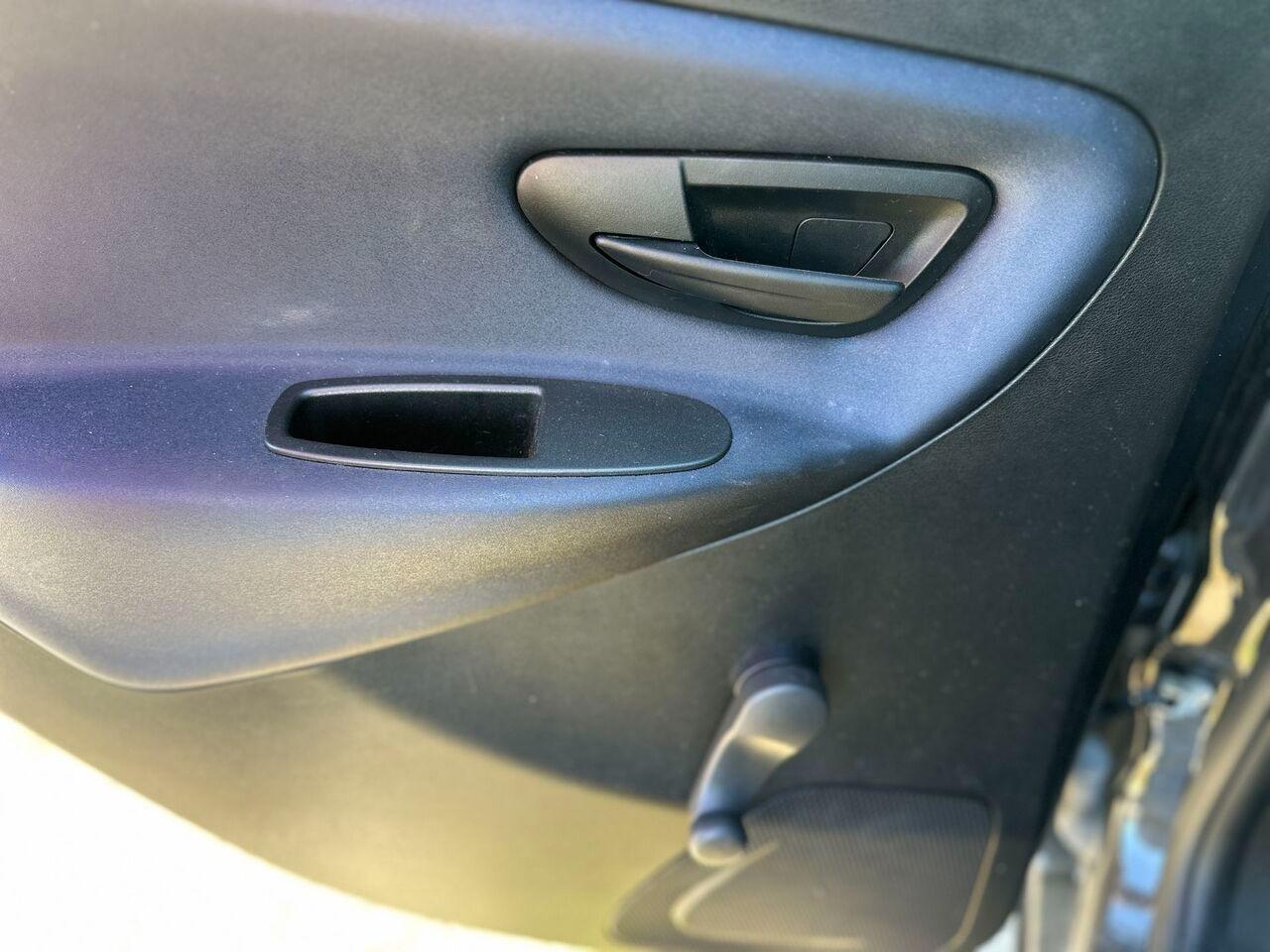 LANCIA Ypsilon III 2021 - Ypsilon 1.0 firefly hybrid Gold s&s 70cv 5p.ti