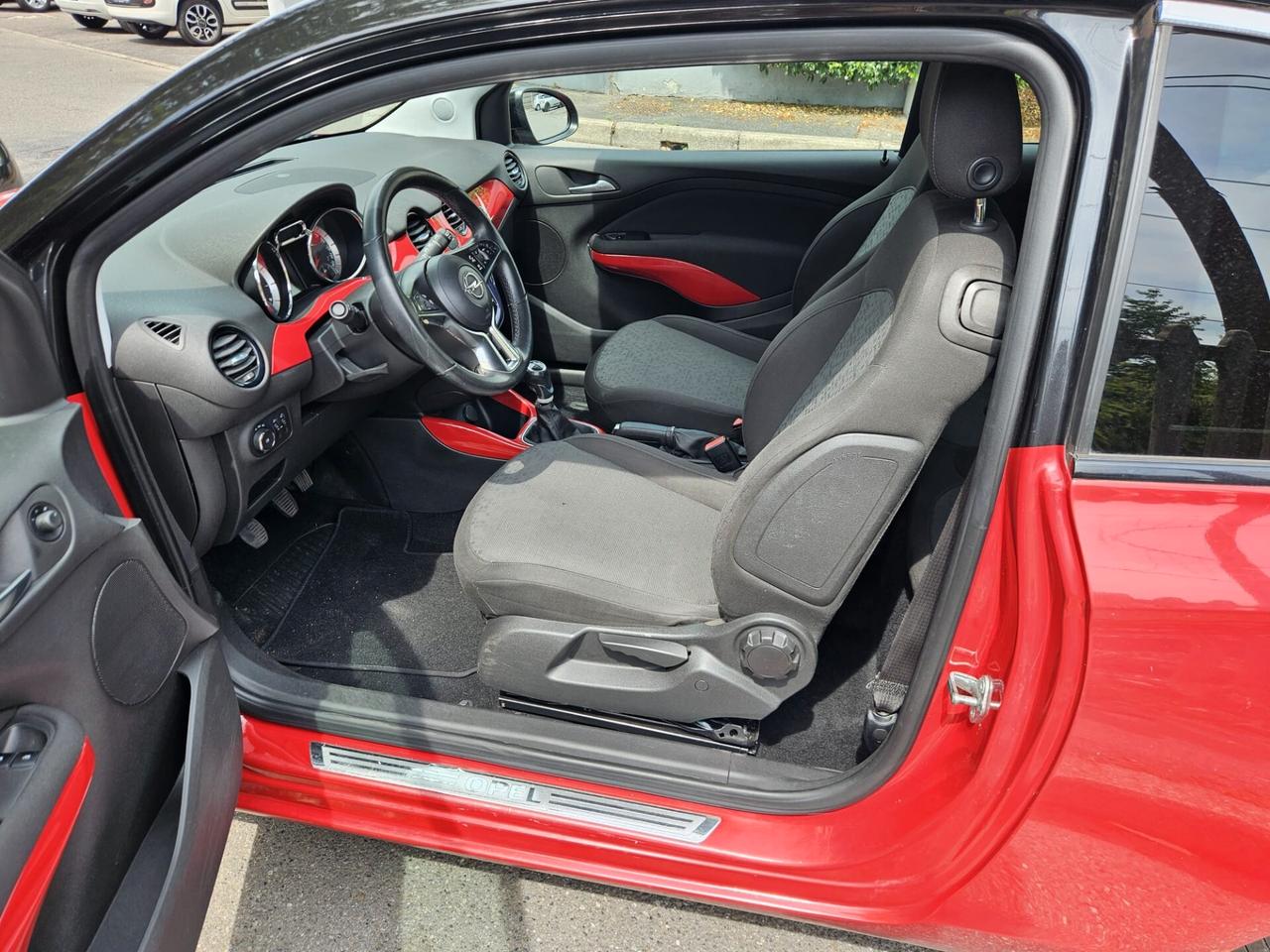 Opel Adam 1.2 70 CV