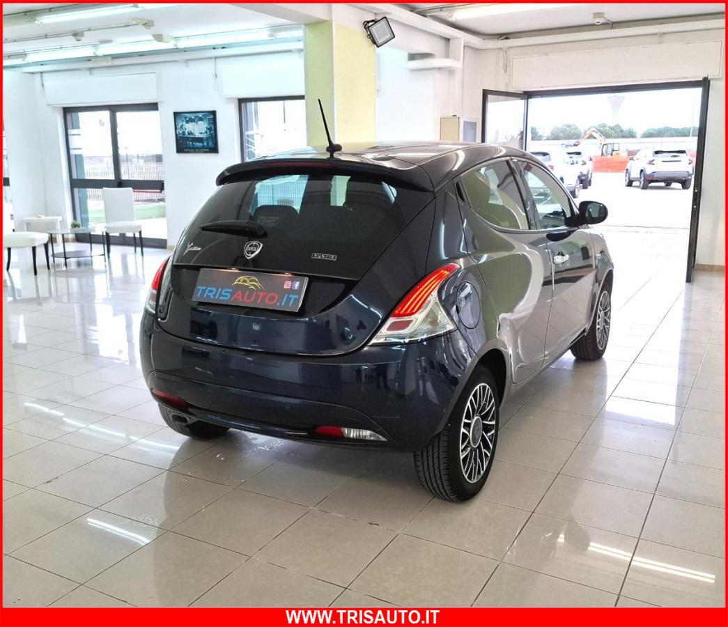 LANCIA Ypsilon 1.0 Firefly Hybrid Eco Chic NEOPATENTATI